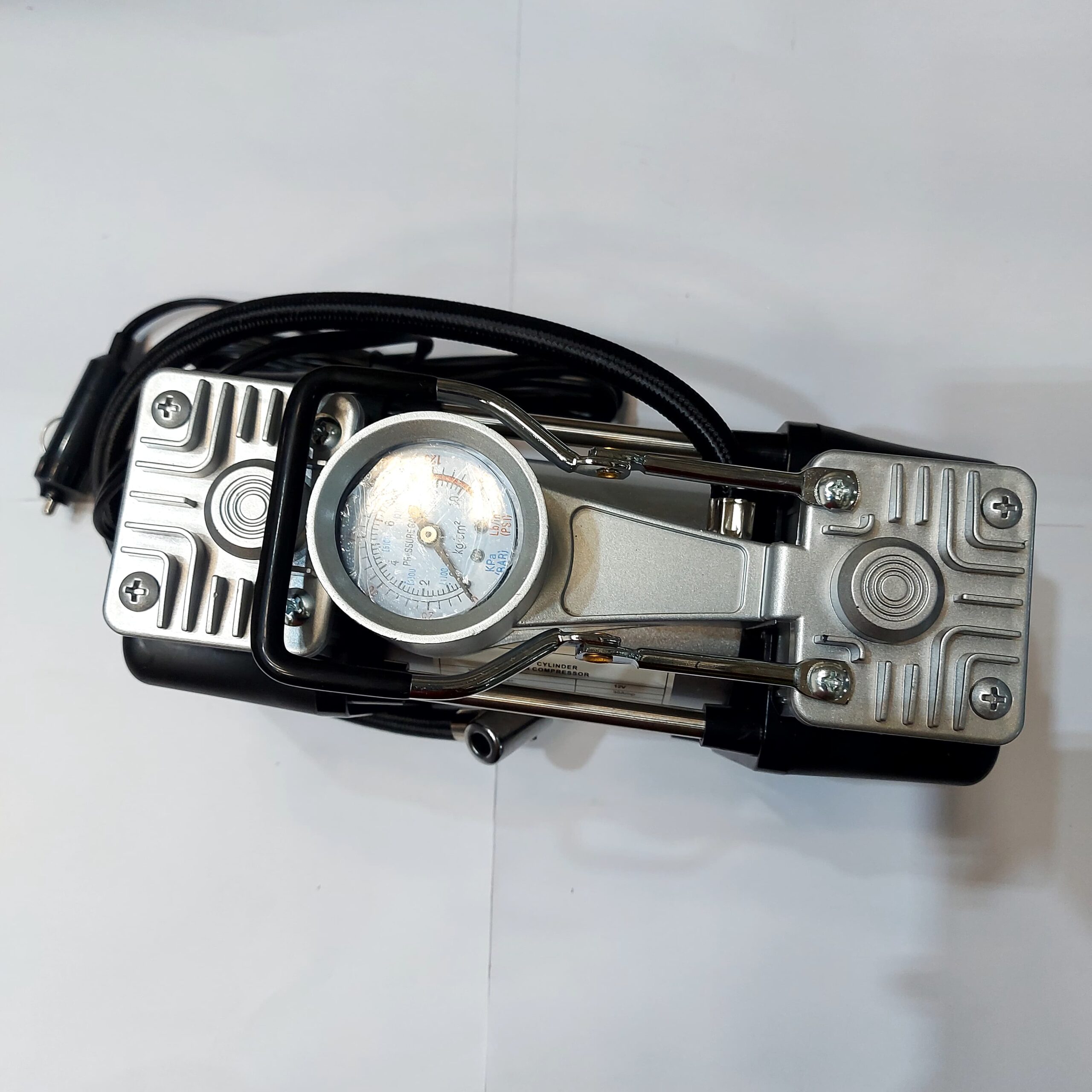 ماطور هواء لكفرات السيارة بقوة 288 واط الصورة 2