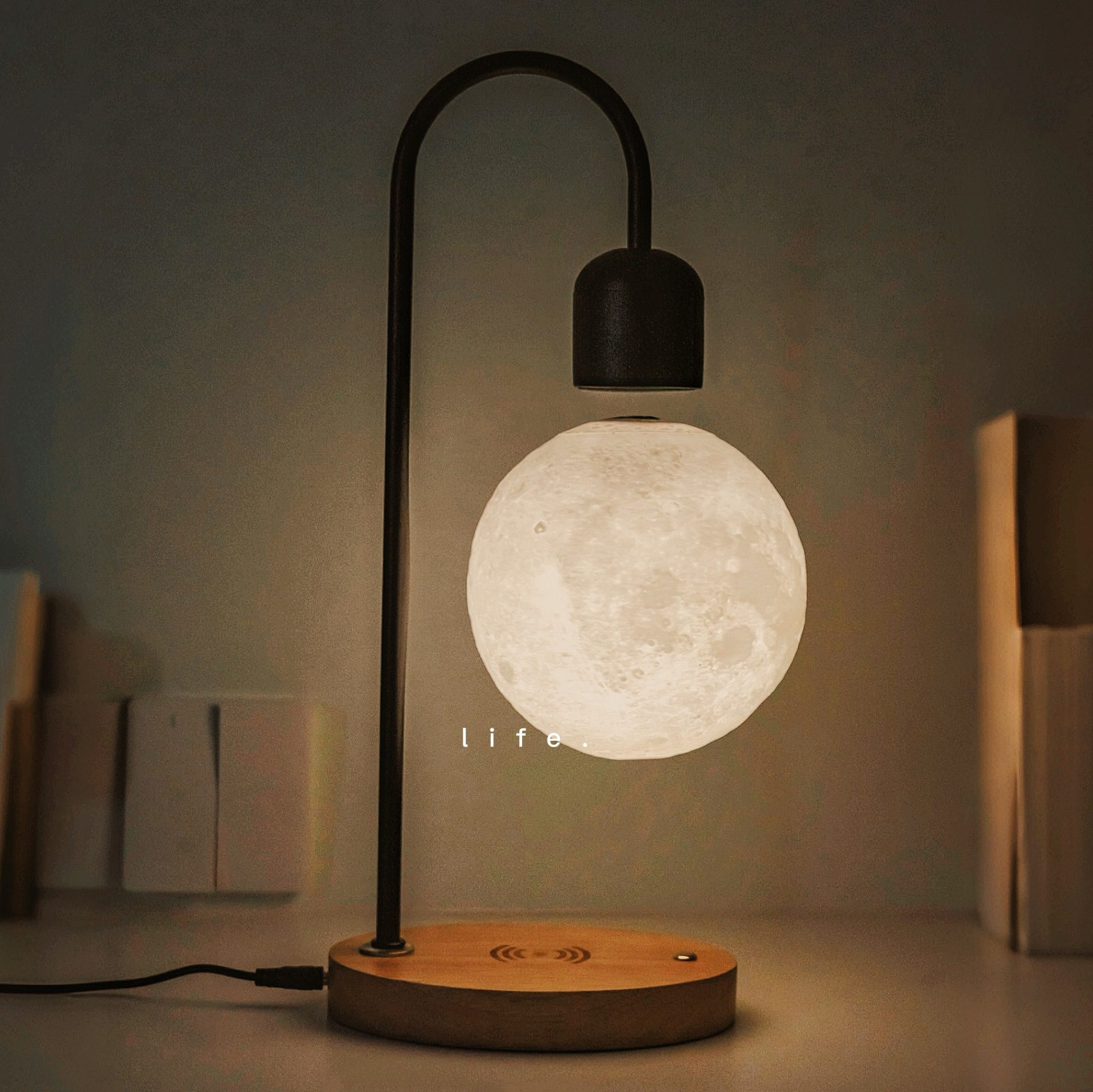 ابجوره القمر مع شاحن وايرليس الصورة 3