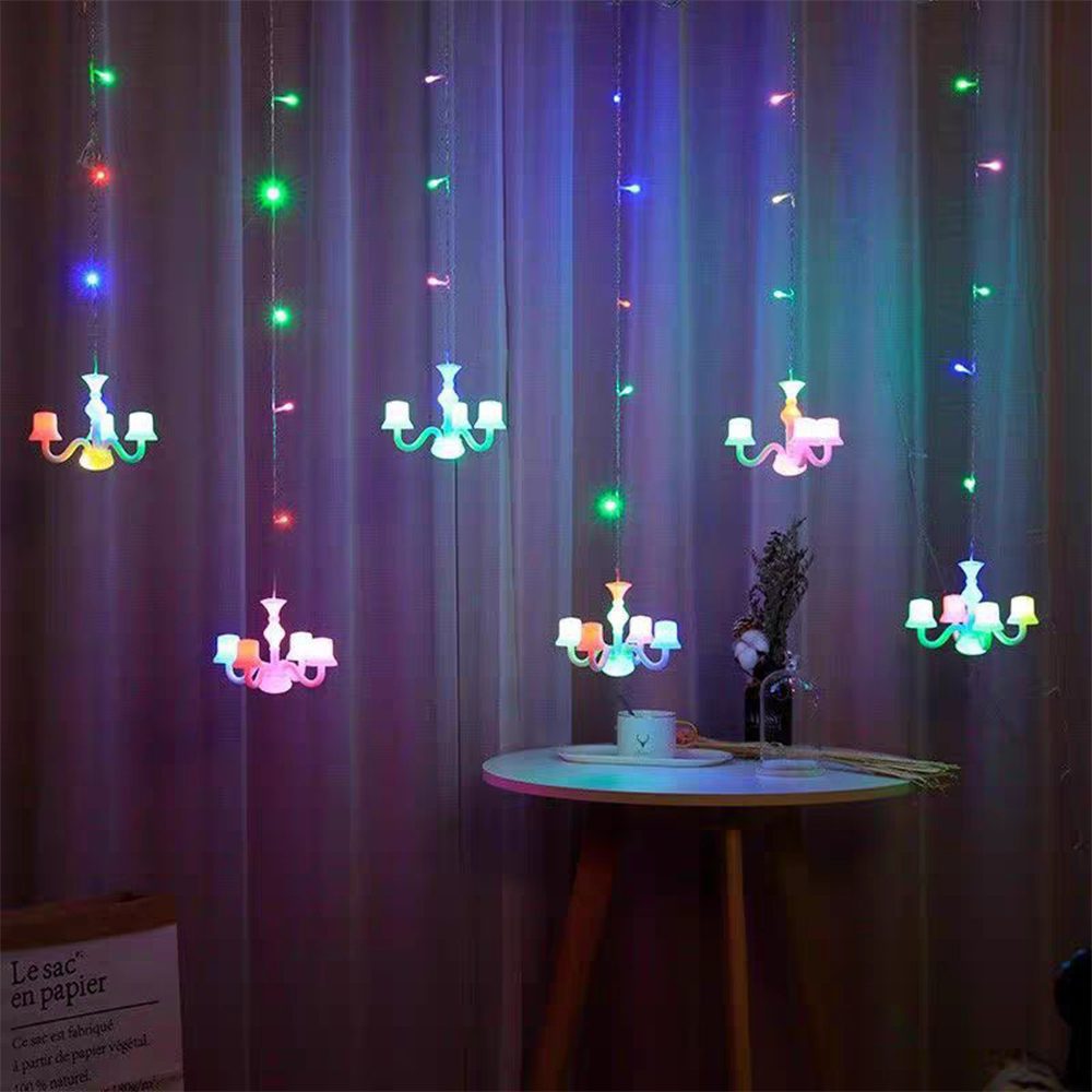 ثريا معلقة بإضاءات ملونة الصورة 3