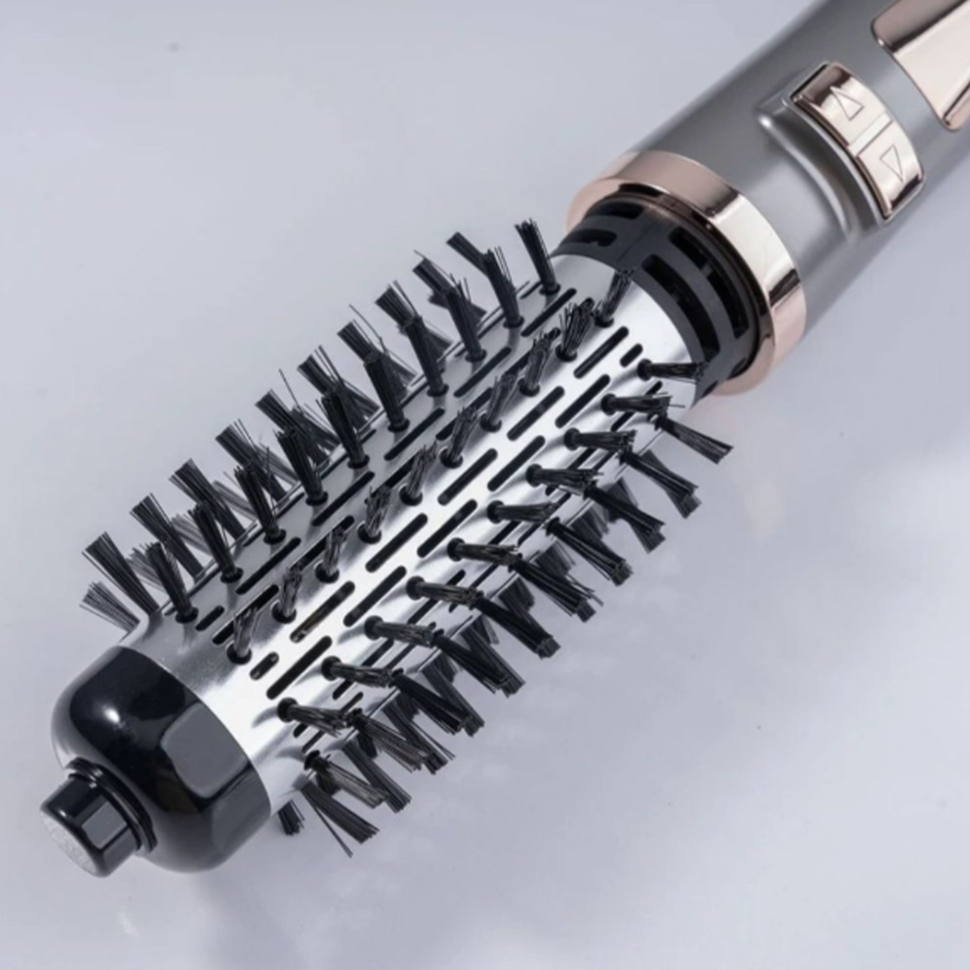 فرشاة تصفيف دوارة و مجفف الشعر من gemei ضمان عام الصورة 3